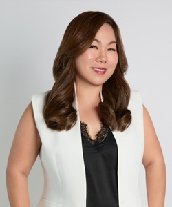 Natiya Saul portrait